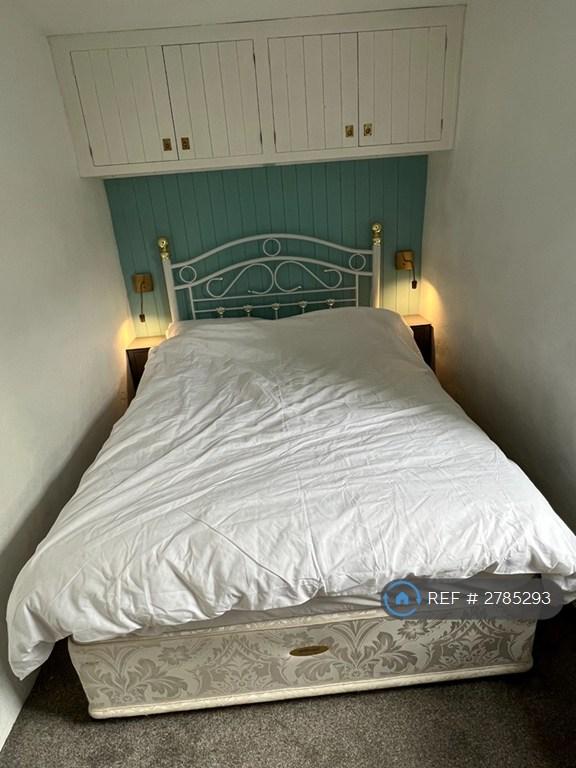 Double Bedroom Downstairs