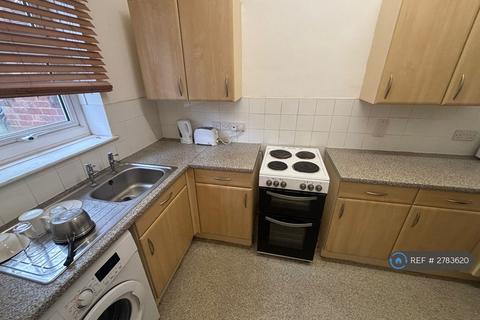 2 bedroom terraced house to rent, Chester St, Coventry, CV1