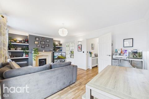 undefined, Thomas Mews, Soham