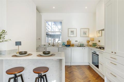 3 bedroom apartment for sale, Wakehurst Road, SW11