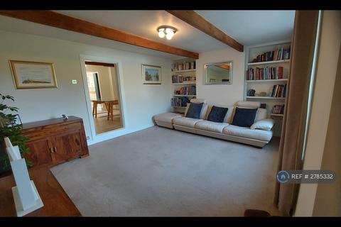 4 bedroom semi-detached house to rent, Sude Hill, New Mill, Holmfirth, HD9