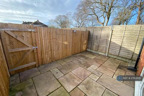 undefined, Green Crescent, Gosport, PO13