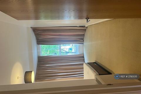 undefined, Walter Road, Swansea, SA1