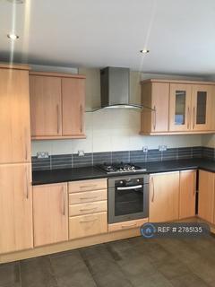 2 bedroom flat to rent, Walter Road, Swansea, SA1