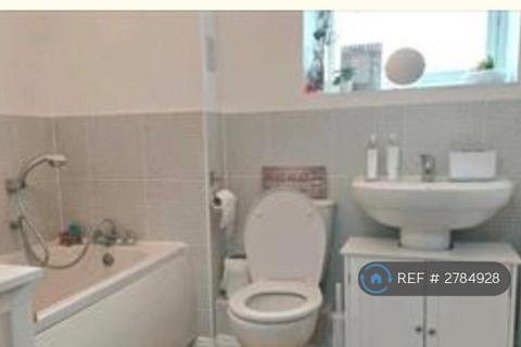 undefined, Walton, Milton Keynes, MK7