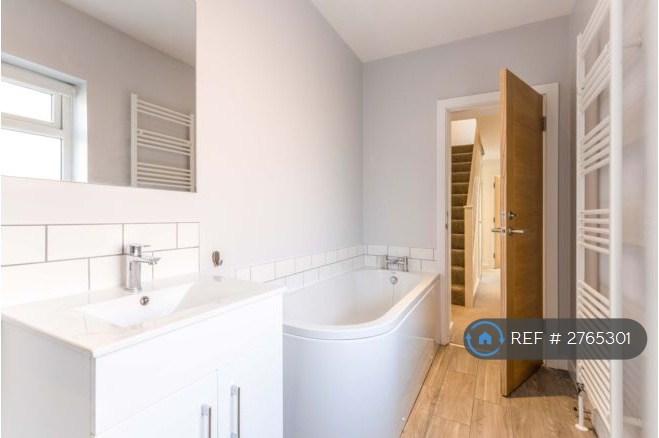 First Floor Bathroom