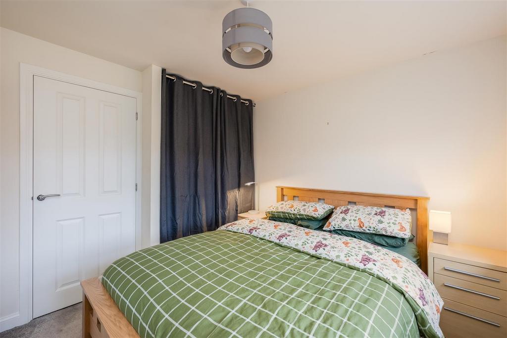 Derwent Road 44 Bedroom 1-3.jpg