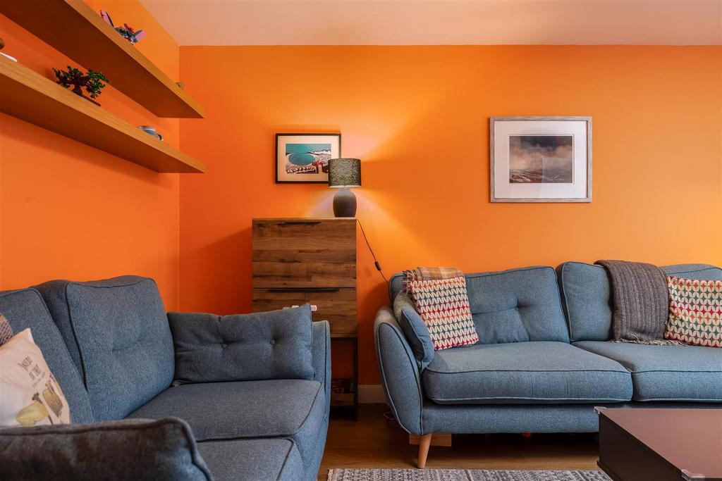 Derwent Road 44 Sitting Room-4.jpg