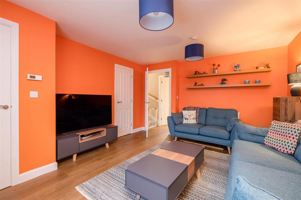 Derwent Road 44 Sitting Room-2.jpg