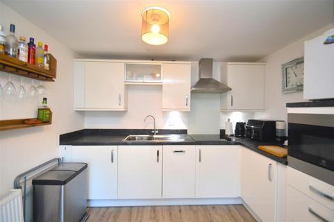 1 bedroom apartment for sale, Chinchen Close, East Cowes