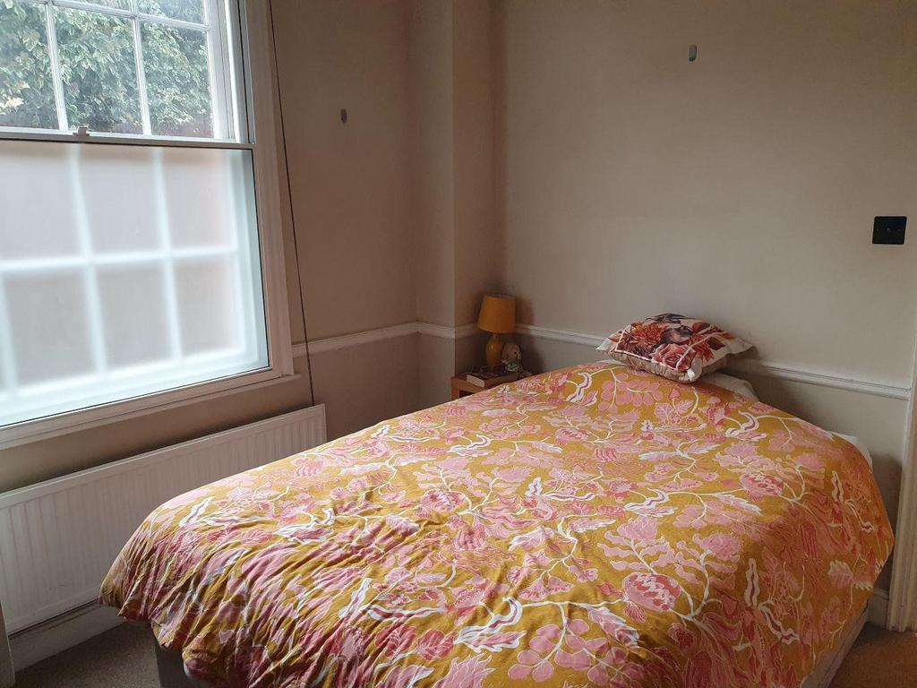 Bedroom.jpg
