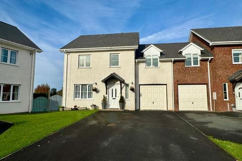 4 bedroom semi-detached house for sale, Maes Crugiau, Rhydyfelin SY23