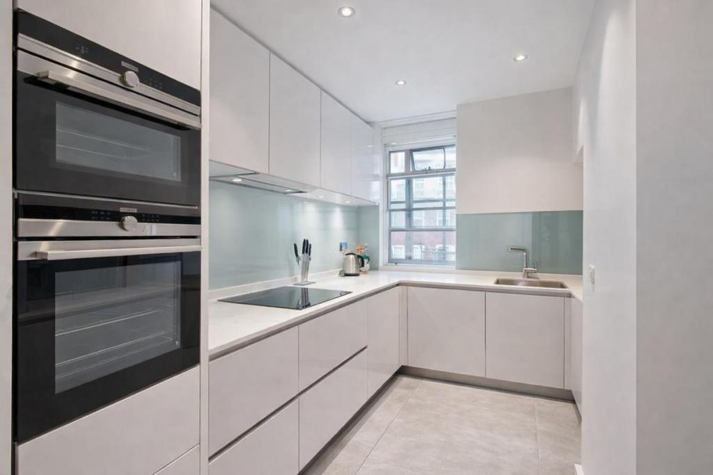 132 dorset house 2 06.02.png