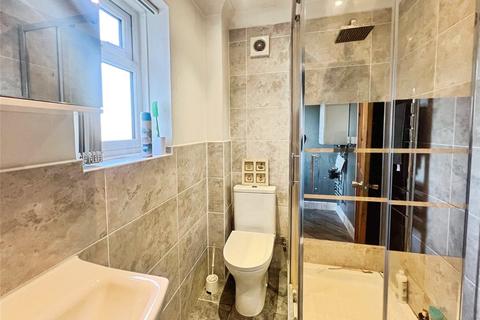 5 bedroom detached house for sale, South Avenue, Rainham ME8