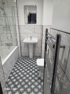 7 bedroom terraced house to rent, Clayton Park Square, Newcastle Upon Tyne