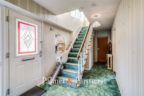 3 bedroom detached house for sale, Coval Lane, Essex CM1