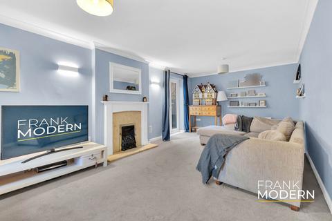4 bedroom detached house for sale, Knighton Close, Hampton Vale, PE7