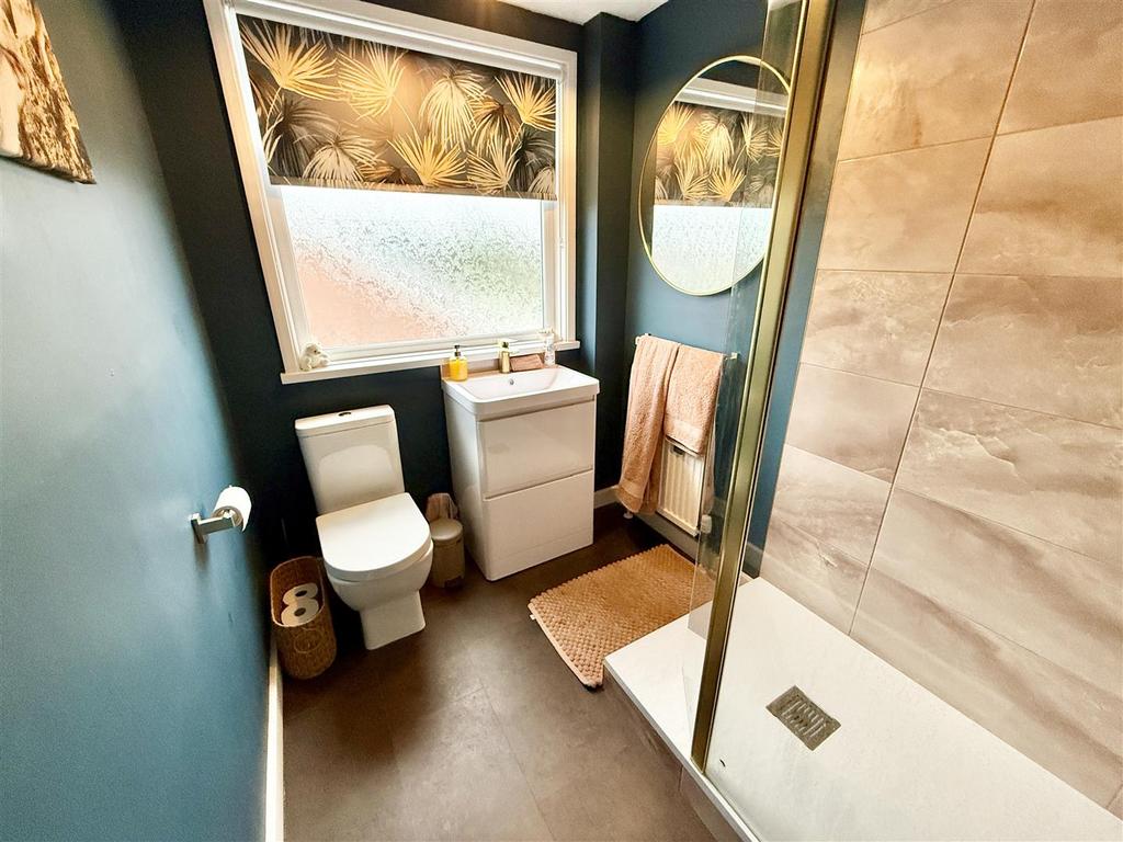 First floor shower room