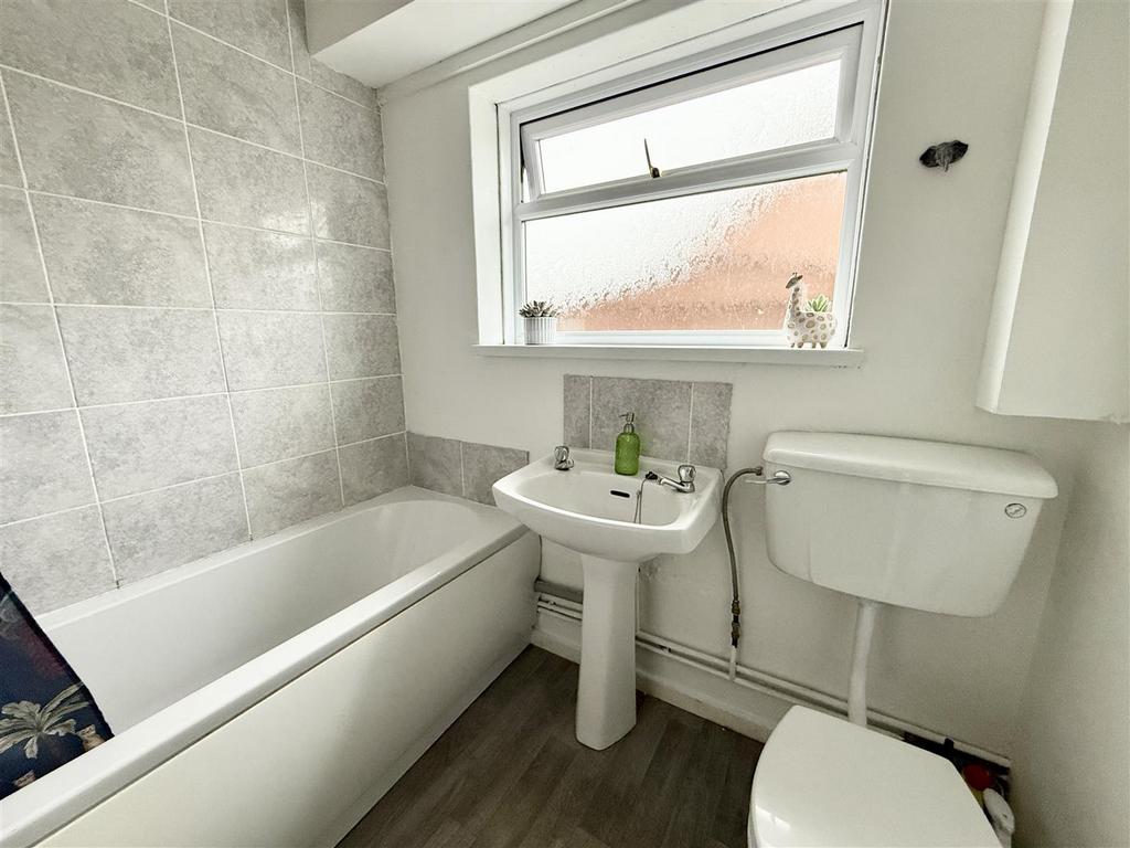 Ground floor bathroom