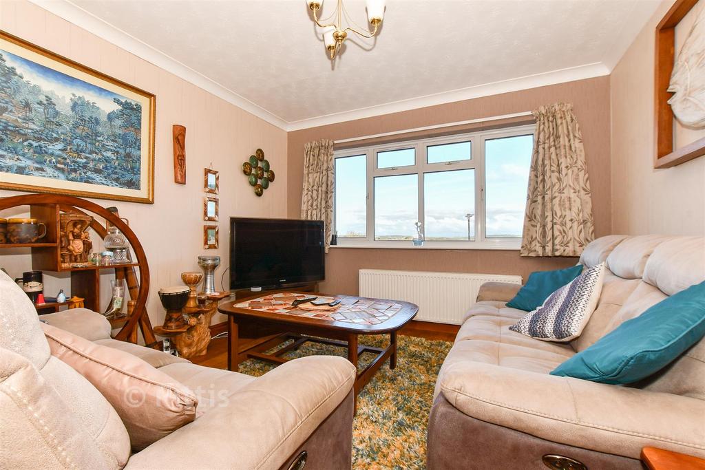 Lounge/ Dining Room