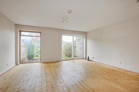 3 bedroom terraced house for sale, Ringway Road, Park Street, St. Albans