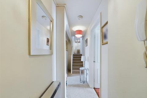 2 bedroom apartment for sale, Guildhall Street, Chichester