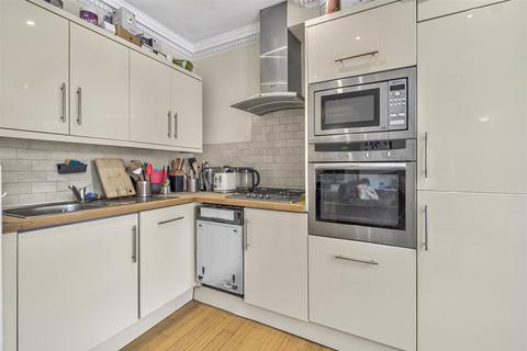 2 bedroom flat to rent, Felsham Road, Putney, SW15