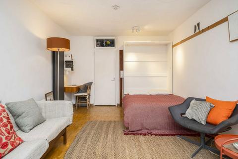 undefined, Golden Lane Estate, London EC1Y