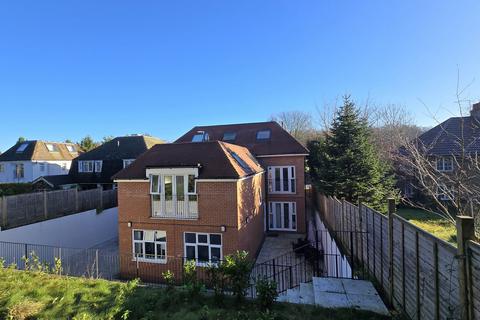 undefined, Brighton Road, Coulsdon, CR5