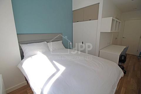 2 bedroom apartment to rent, Apt 58, Q Two Residence LS1