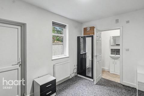 6 bedroom terraced house for sale, Stanley Street, Derby