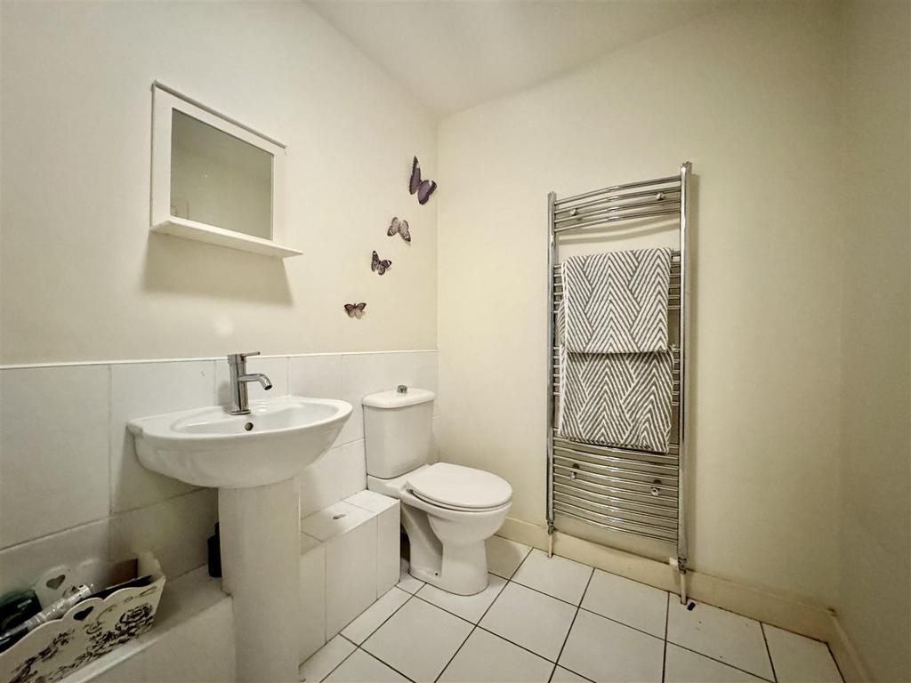 En suite shower room