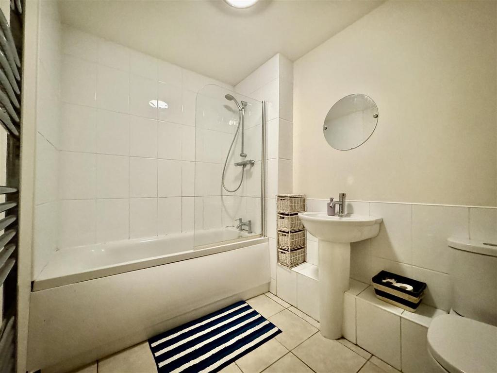 Family bathroom