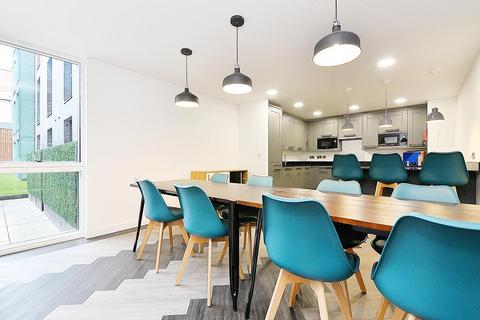 Studio to rent, Curzon Street, Nottingham NG3
