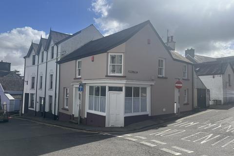 undefined, 17 Carmarthen Street, Llandeilo, Carmarthenshire.