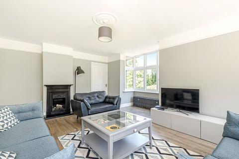 5 bedroom detached house for sale, Frensham Road, Lower Bourne, Farnham, Surrey, GU10