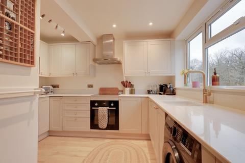 4 bedroom semi-detached house for sale, Priory Road, Burgess Hill, RH15