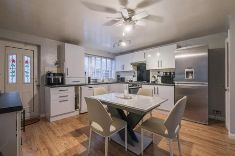 3 bedroom semi-detached house for sale, Foxcroft Drive, Brighouse