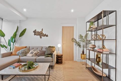 undefined, Coombe Hill House, Beverley Way SW20