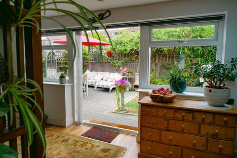 3 bedroom semi-detached bungalow for sale, Lapwing Road, Isle Of Grain