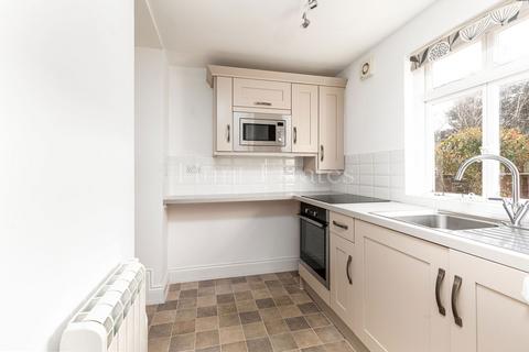2 bedroom semi-detached house to rent, 3 The Pebbles