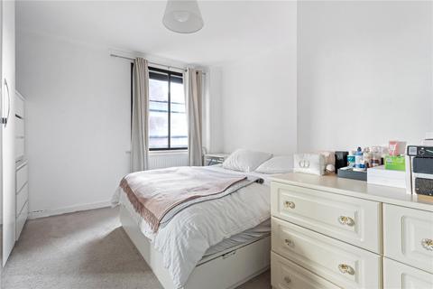 2 bedroom apartment for sale, Cameret Court, Lorne Gardens, Holland Park, W11