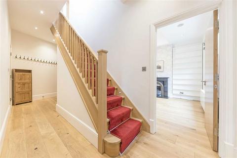 3 bedroom flat to rent, Teignmouth Road, London NW2