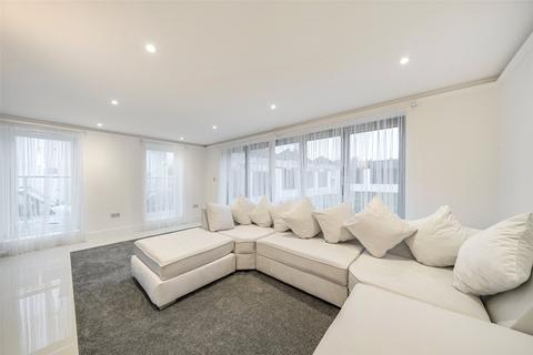 undefined, Manse Way, Swanley