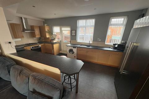 3 bedroom terraced house for sale, Coleridge Avenue, South Shields