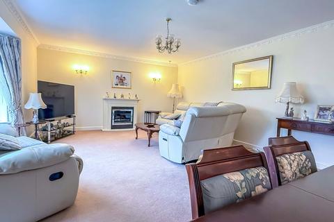 2 bedroom retirement property for sale, Marshside Road, Southport PR9