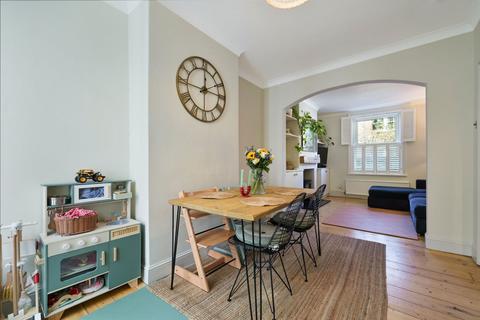 4 bedroom terraced house for sale, Norbury Road, Reigate  RH2