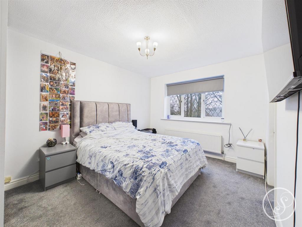 Bed 1