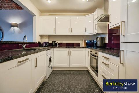 2 bedroom apartment for sale, Waterloo Road, Liverpool