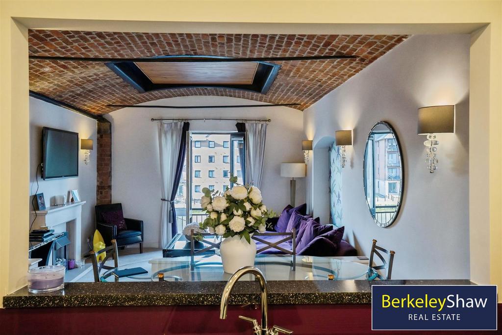 Living/dining room